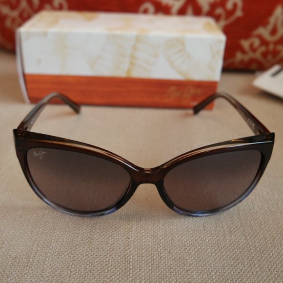 Maui Jim 'OLU'OLU Cat Eye Sunglasses in Chocolate-Blue Frame w/ Grey Lens - Picture 3 of 12